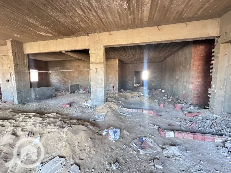 3 PHOTO-2025-09-27-13-14-17 3. jpg