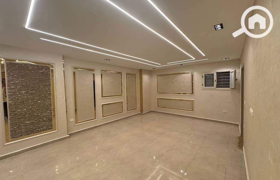 2 WhatsApp Image 2025-10-28 at 1.43. 42 PM_1400x900. jpg