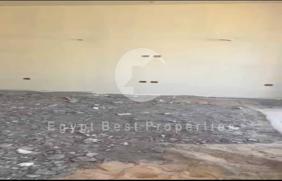 5 9000b923-02d4-4a3c-82f6-34b46313da64. jpeg