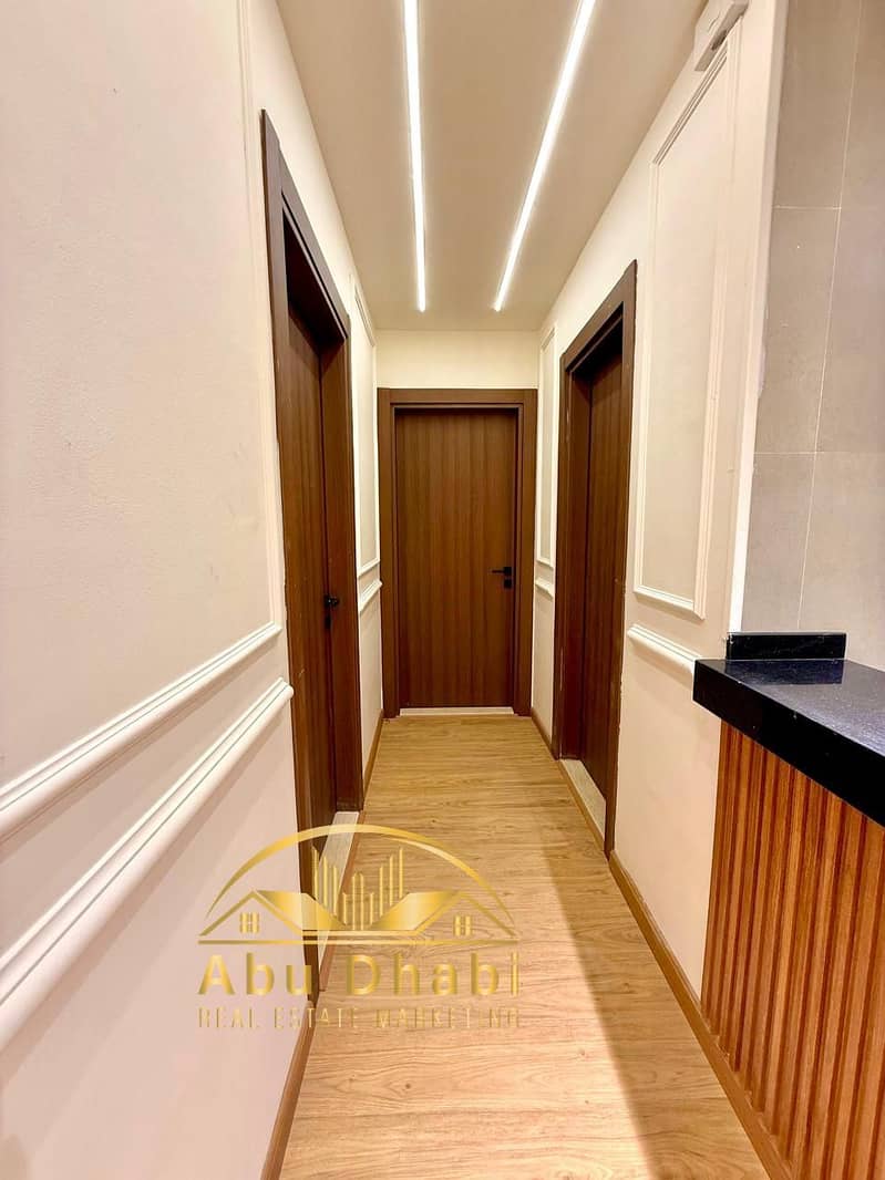 7 fe577d88-4b32-4649-8e5f-d10d6f8591ff. jpg