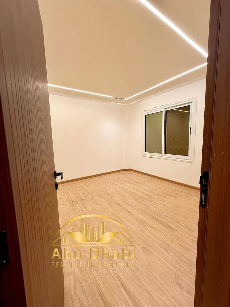 9 68d48d20-3e77-4807-8ebf-ce4afdae9a61. jpg