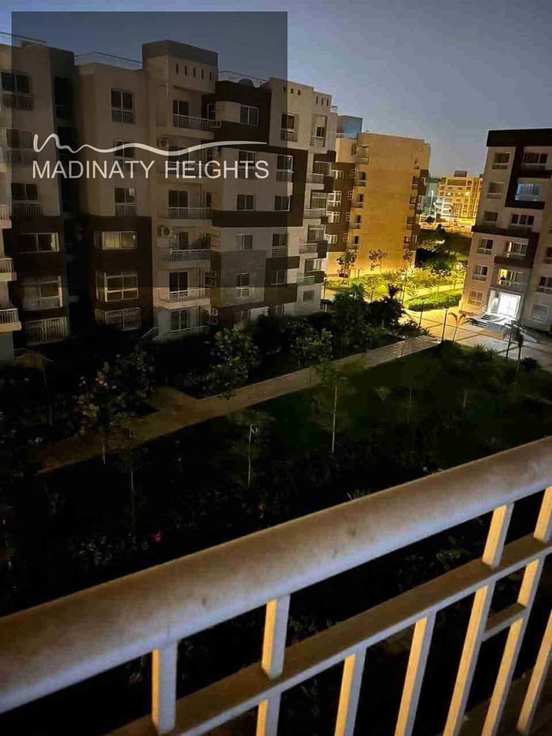 1000448523. jpg 1000448523. jpg