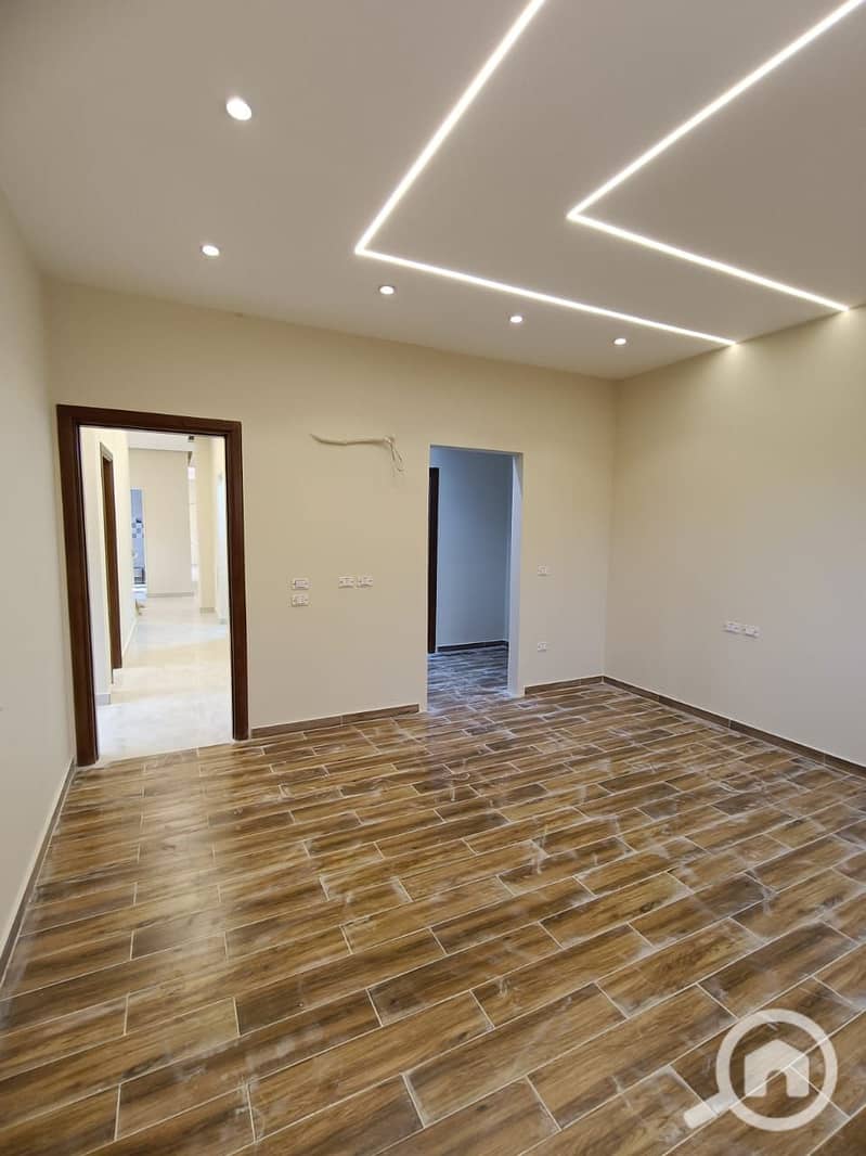 5 WhatsApp Image 2025-10-31 at 9.49. 04 AM. jpeg