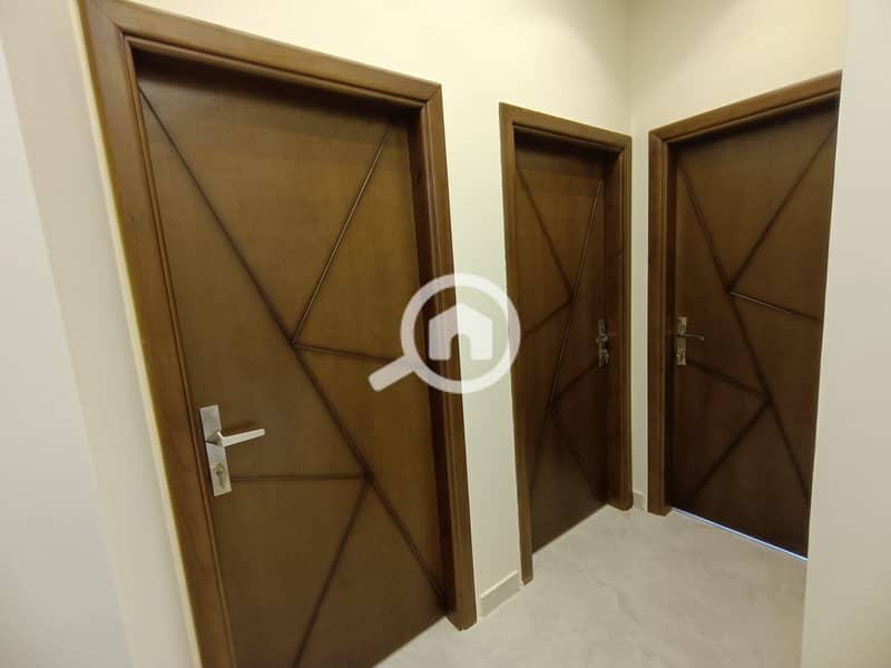 6 WhatsApp Image 2025-10-31 at 9.49. 02 AM (1). jpeg