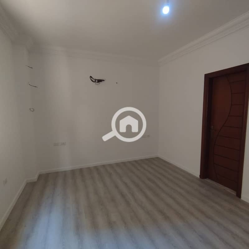 5 WhatsApp Image 2025-10-31 at 1.53. 32 PM (1). jpeg