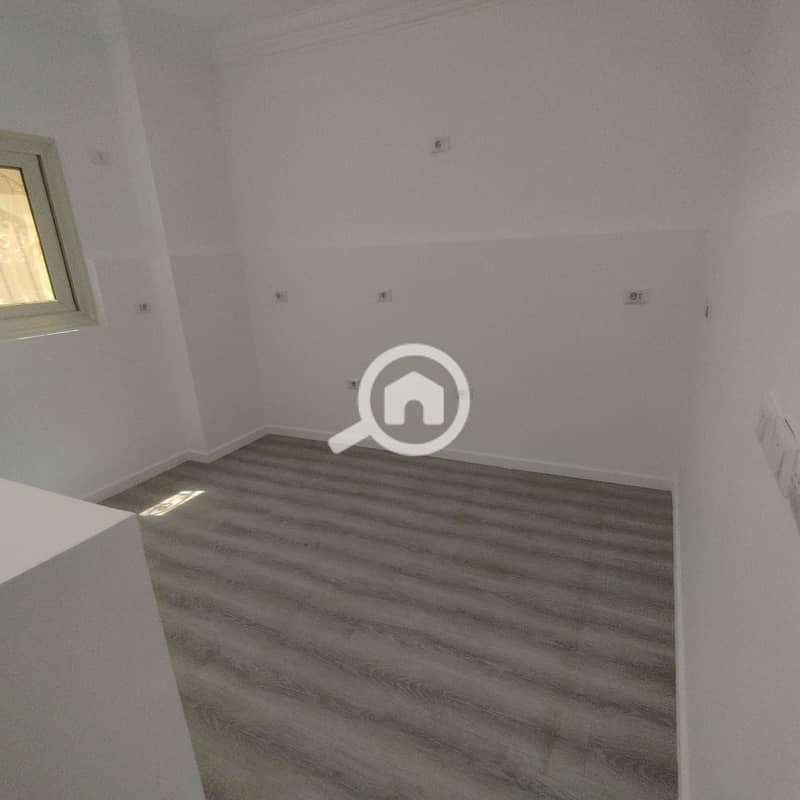 10 WhatsApp Image 2025-10-31 at 1.53. 50 PM. jpeg