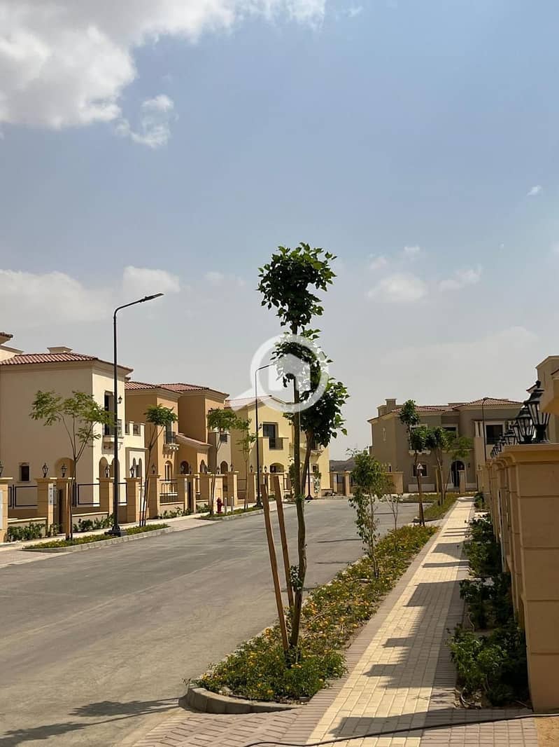 9 c03063bf-f9fb-4dff-8496-bc072d385566. jpeg