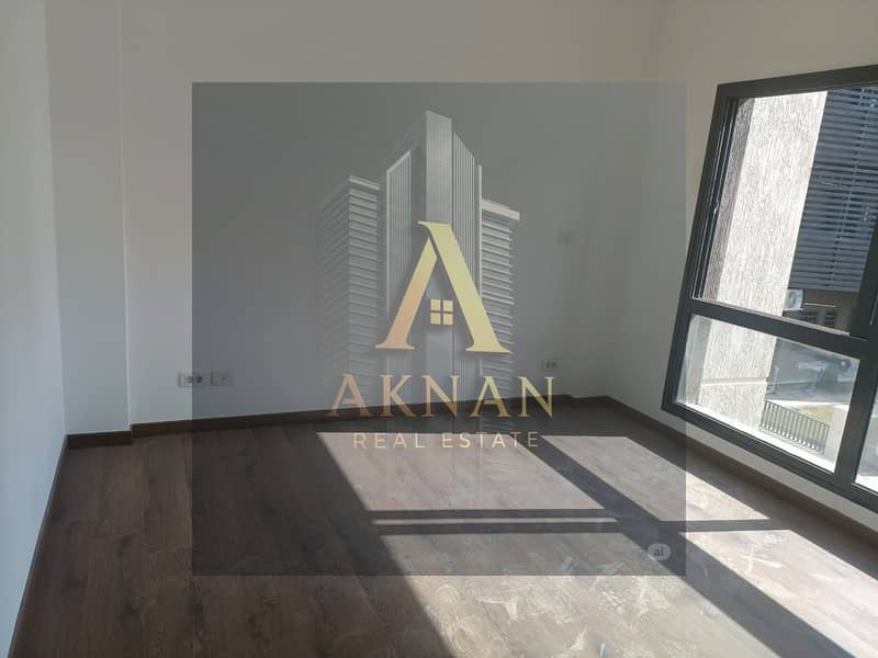 8 WhatsApp Image 2025-10-24 at 18.29. 41. jpeg