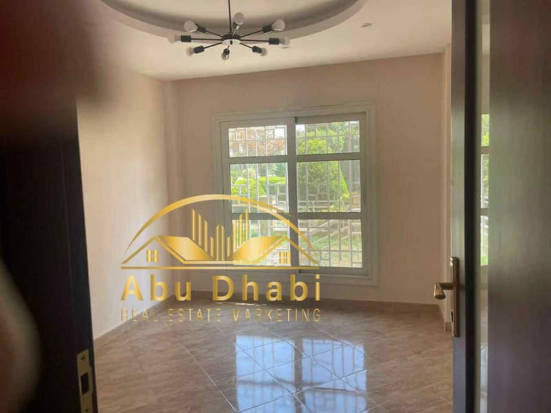 5 4a4d46a8-833a-4ae3-871d-e6ec64a23066. jpg