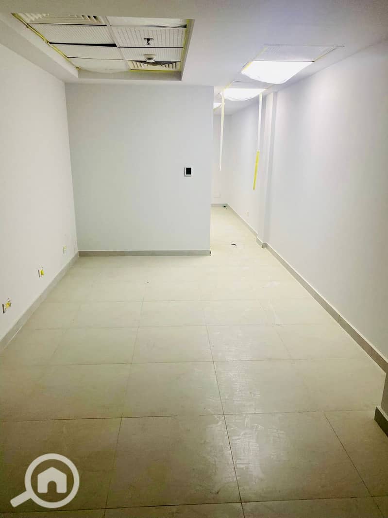 9 WhatsApp Image 2025-10-26 at 3.52. 57 PM (4). jpeg