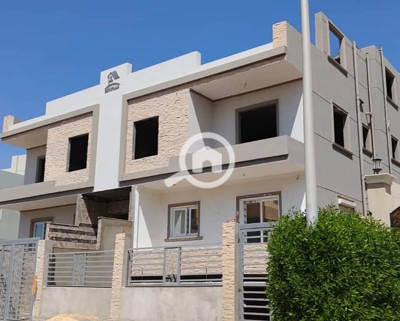 7 FB_IMG_1761917919558. jpg