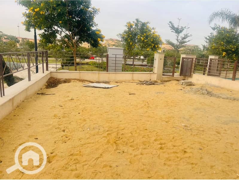 6 00b1bc21-ef8e-4185-8c91-2aa19fc78b4b. jpg