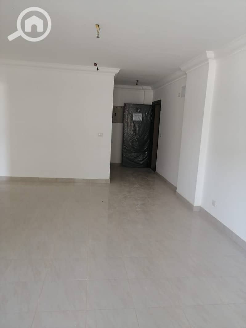 2 db666260-92fd-4c24-ad16-4ca93bd1fdcd. jpg