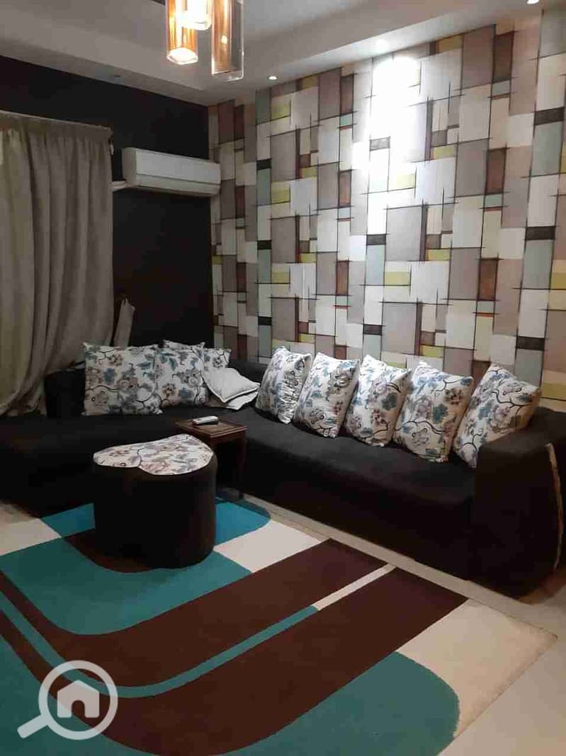 1002716273. jpg 1002716273. jpg