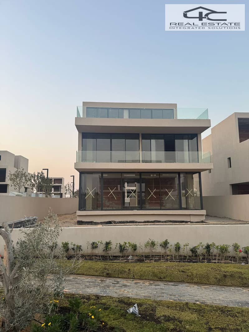 2 WhatsApp Image 2025-10-27 at 10.32. 47 AM. jpeg