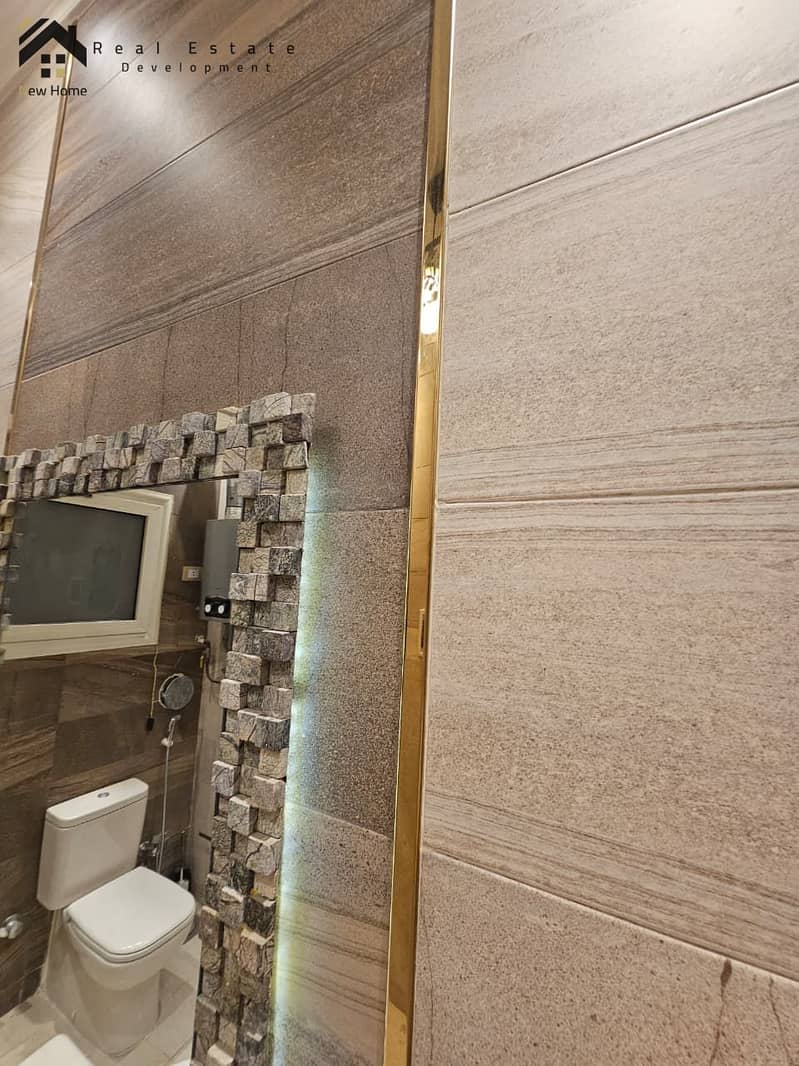 16 WhatsApp Image 2025-10-02 at 12.39. 58_87f8ef3a. jpg