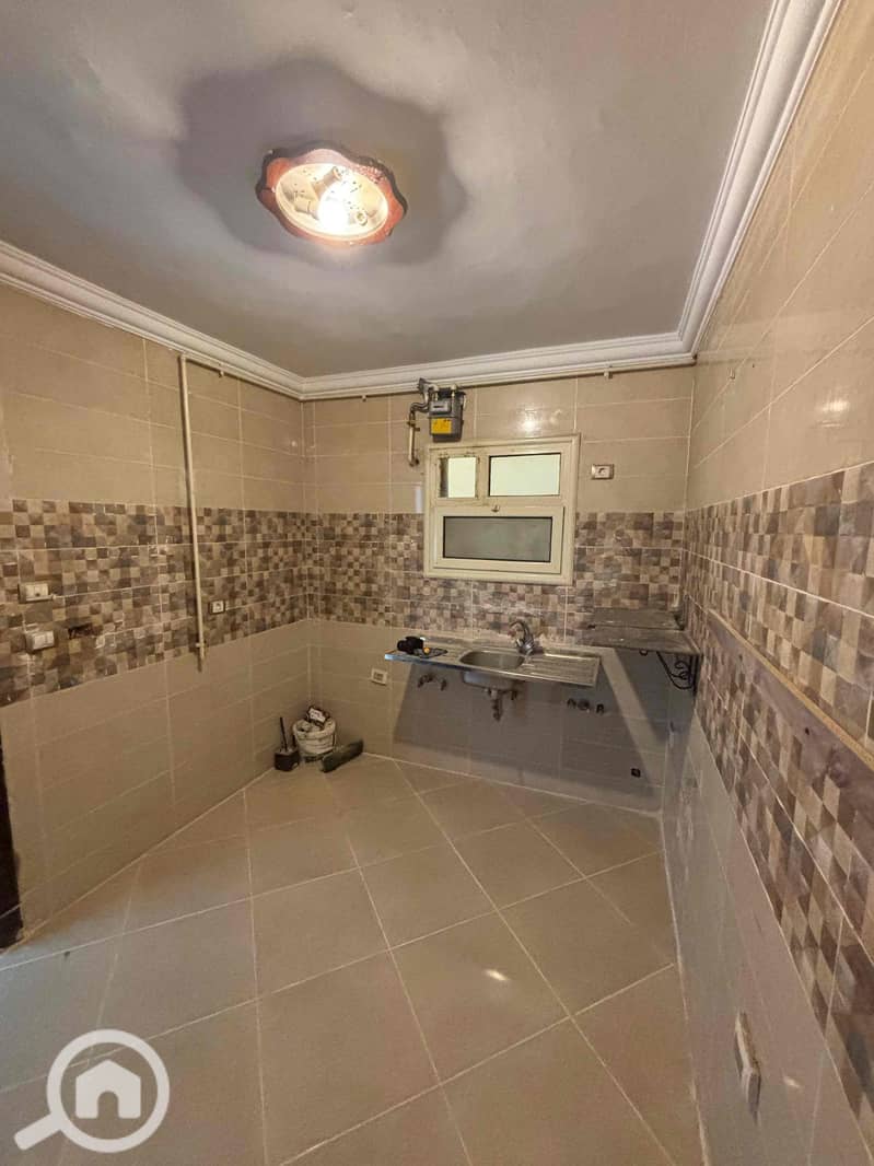 3 c6e8480e-ad7b-4b15-9570-9a049893107a. jpg