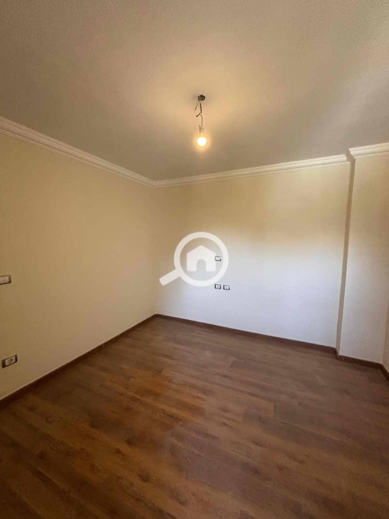 6 3cd1d268-fc93-457a-912b-3f58fce48129. jpg