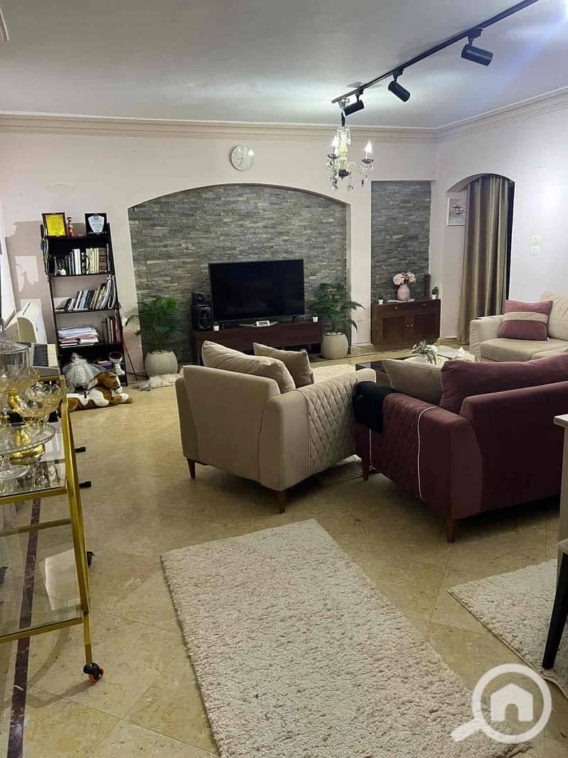 4 b2d9c69a-8754-472e-81d5-36e2776200e5. jpg