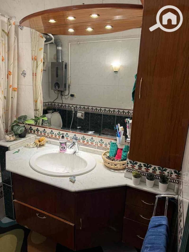 6 720a1315-eb91-4dfc-a706-919a105f1da1. jpg