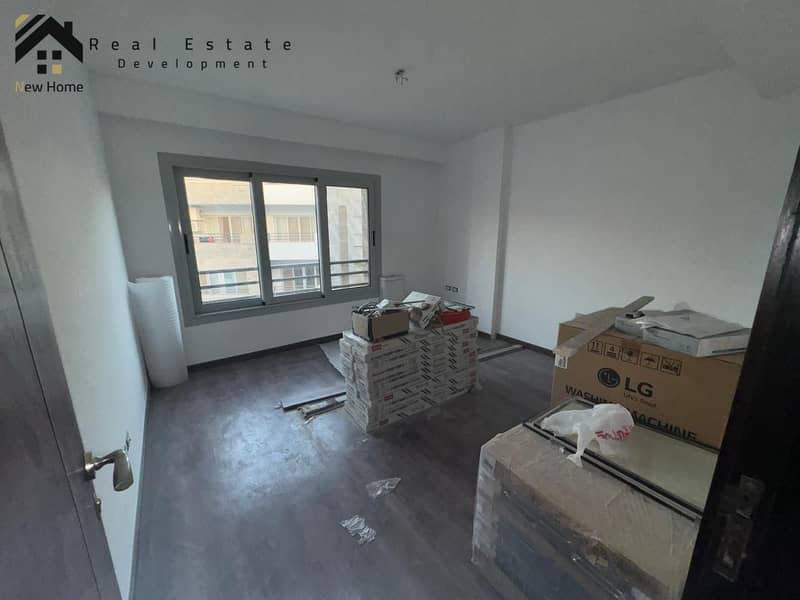 2 WhatsApp Image 2025-10-02 at 13.42. 22_5a4e73a4. jpg