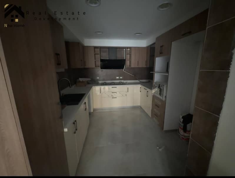 6 WhatsApp Image 2025-10-02 at 13.42. 21_116239b3. jpg