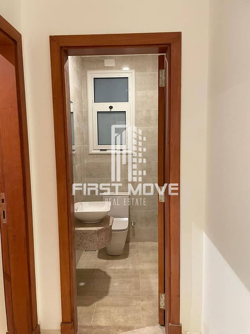 6 WhatsApp Image 2025-10-05 at 11.12. 06 PM. jpeg