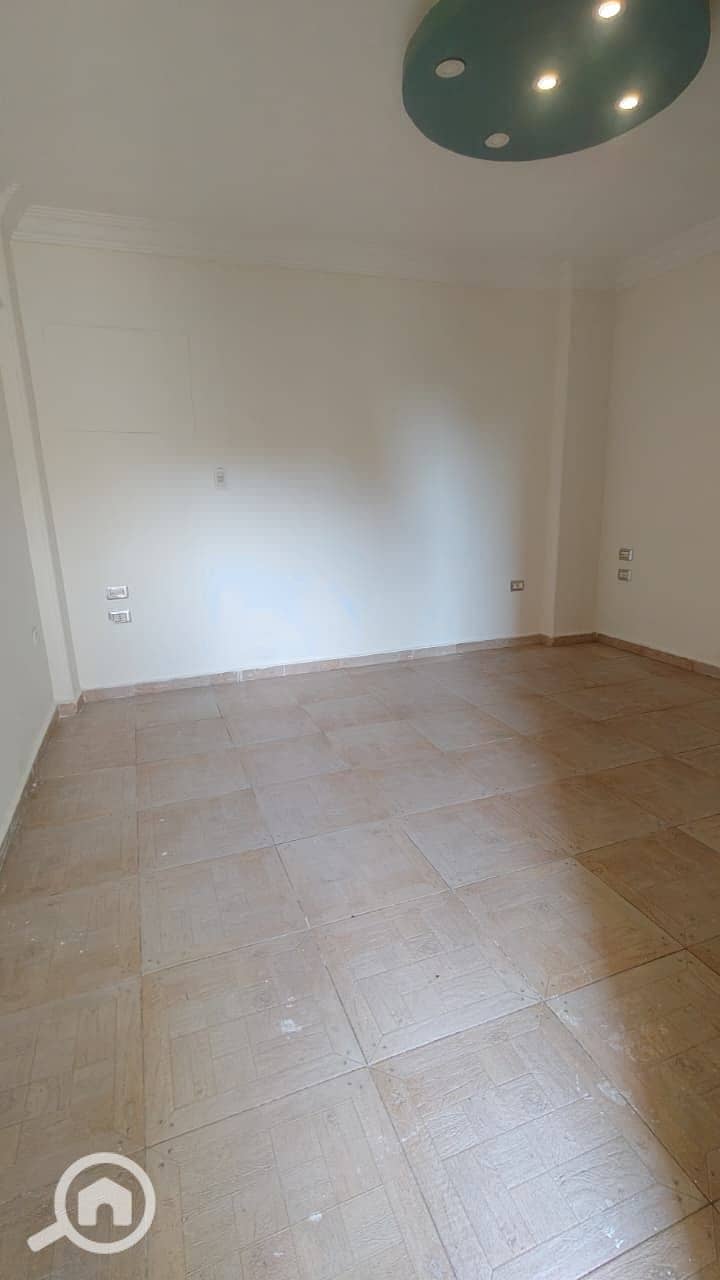 2 87ab7c31-1a91-45a4-af46-a379030bb2ae. jpg