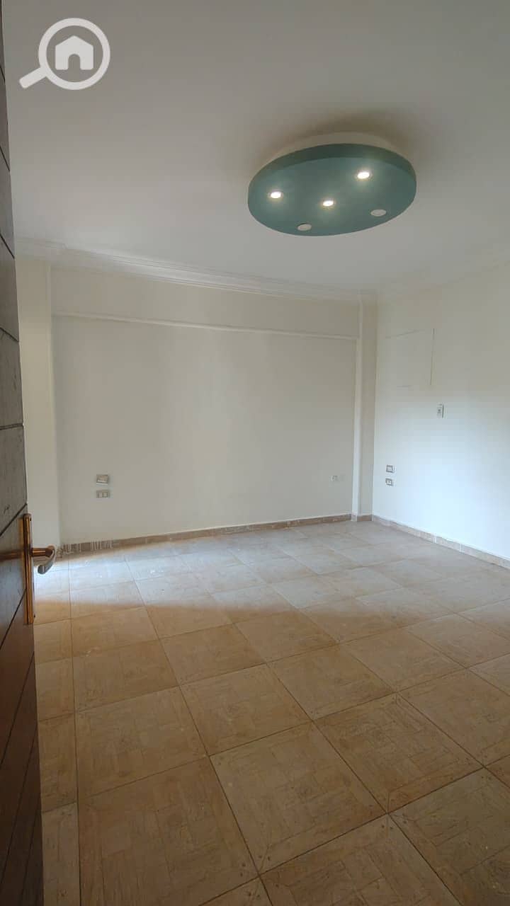 6 9f0aaada-b44e-438a-8ab6-3c249bc2e4a7. jpg