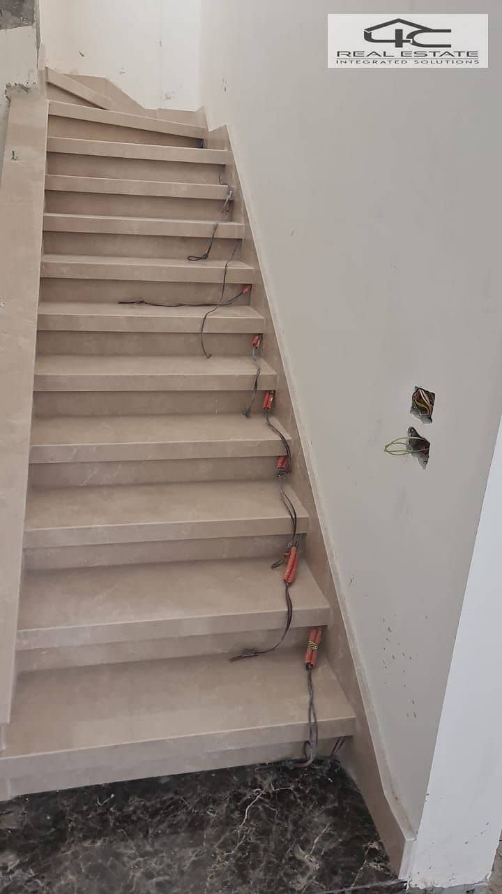 2 WhatsApp Image 2025-10-27 at 9.07. 47 AM. jpeg