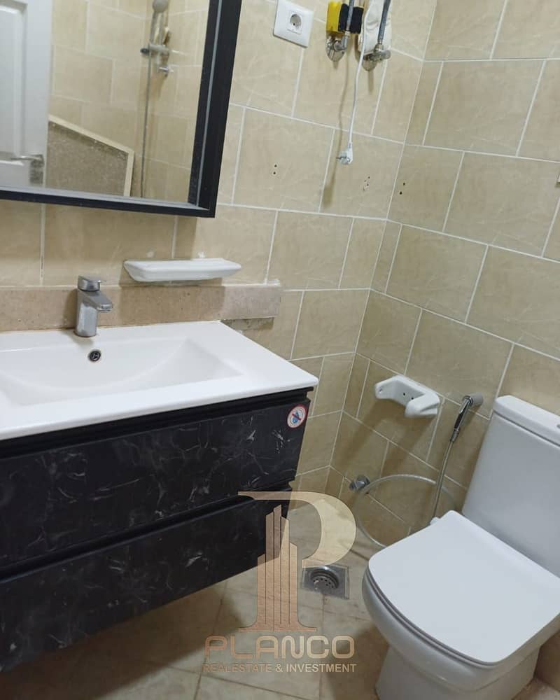 7 صورة واتساب بتاريخ 1447-05-09 في 18.23. 49_add82df8. jpg