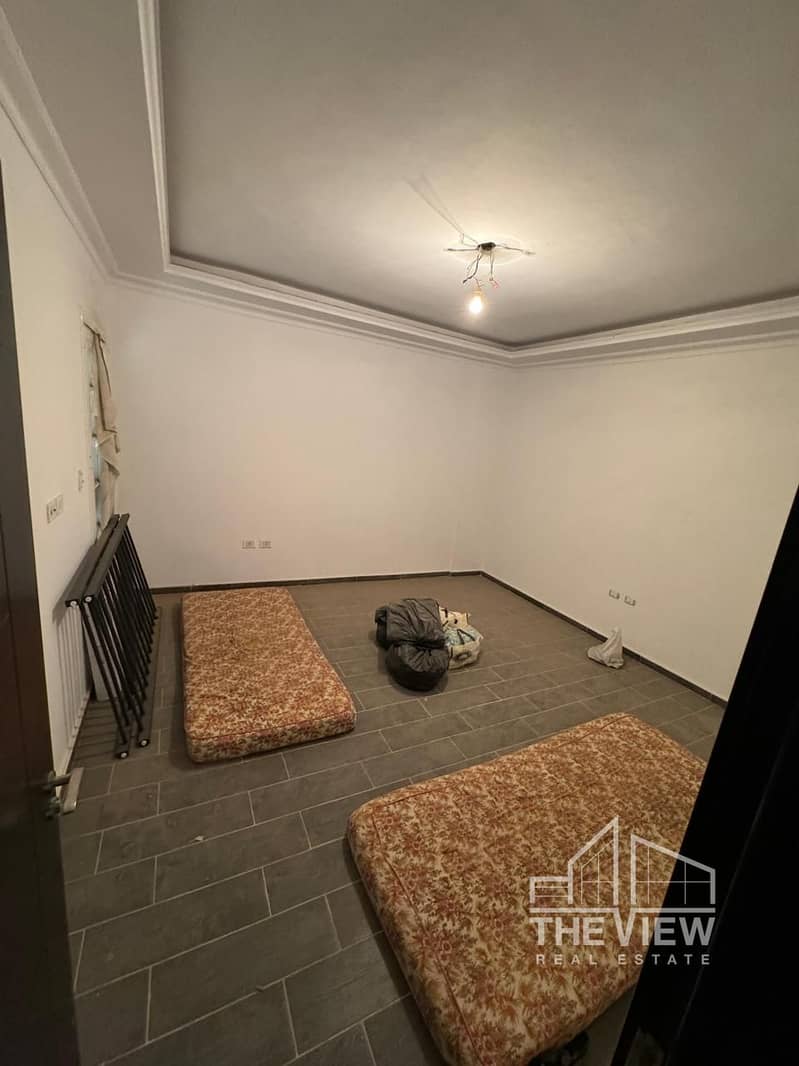 4 WhatsApp Image 2025-10-31 at 17.37. 39_aa7e242e. jpg