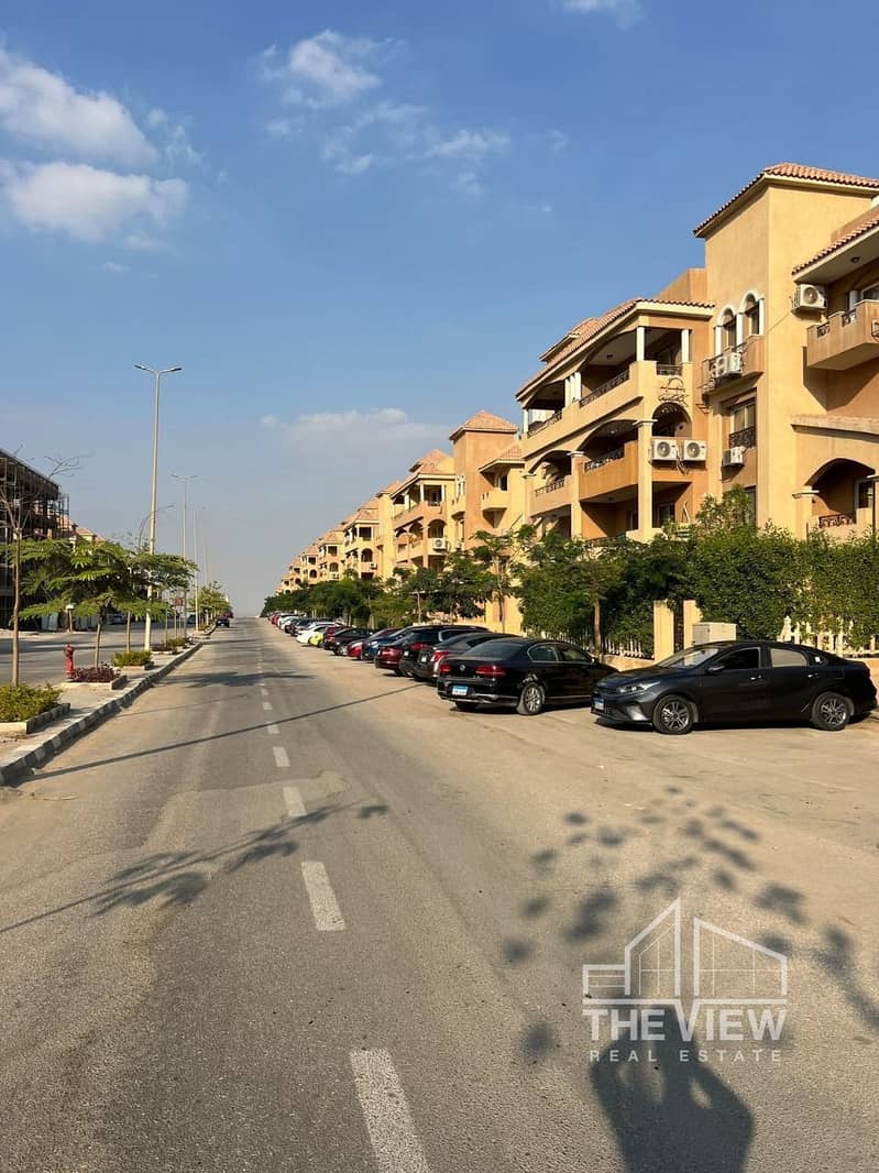 10 WhatsApp Image 2025-09-22 at 09.41. 33_422bf9b1. jpg