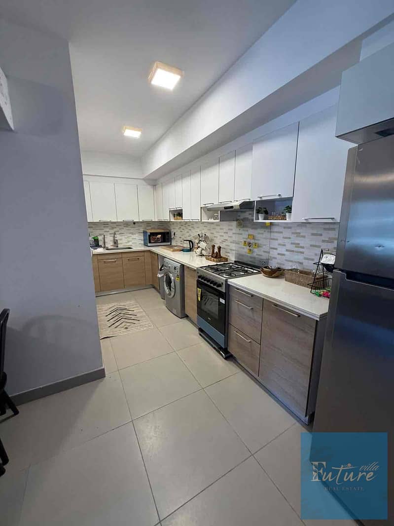 11 b6a6d794-426c-4f5e-baf0-84c90a9bbfb7. jpg