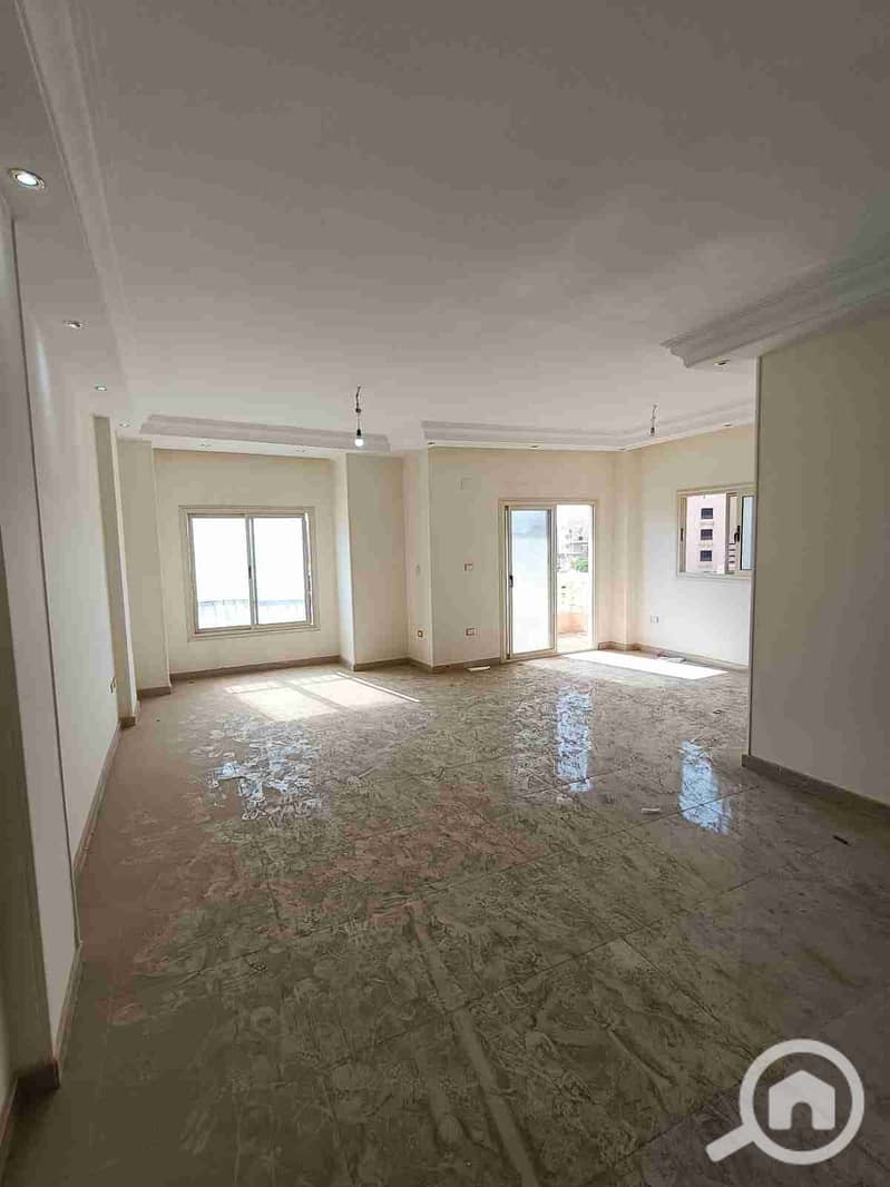 1000084056. jpg 1000084056. jpg