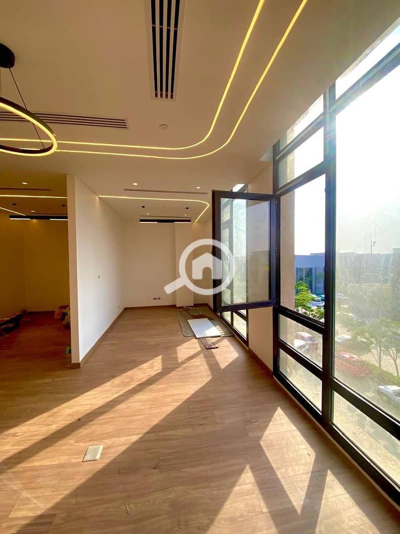 2 WhatsApp Image 2025-10-29 at 1.21. 09 PM. jpeg