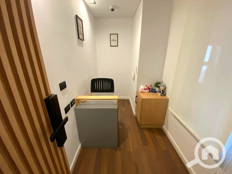 10 WhatsApp Image 2025-10-30 at 3.00. 49 PM (1). jpeg