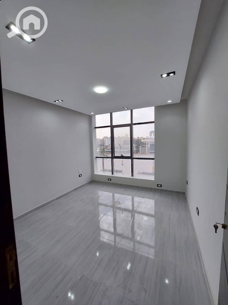 WhatsApp Image 2025-10-30 at 1.28. 27 PM (1). jpeg WhatsApp Image 2025-10-30 at 1.28. 27 PM (1). jpeg