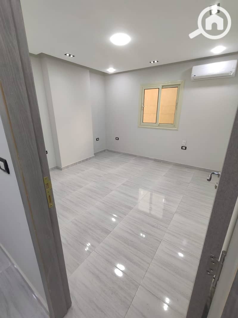 10 WhatsApp Image 2025-10-30 at 1.28. 24 PM (3). jpeg