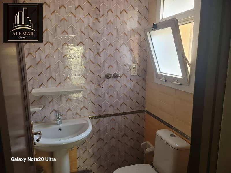 11 ebe0b315-56b7-4b7e-bd2d-54d3aad17b80. jpg