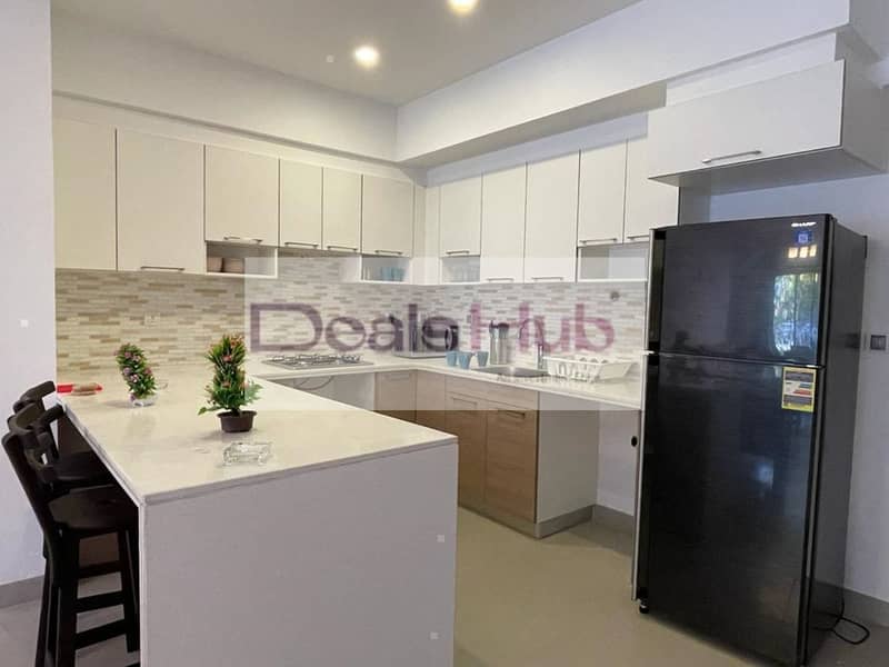 4 df3a98d7-de0f-4e8a-b9c0-e6ee3ce11a9a. jpg