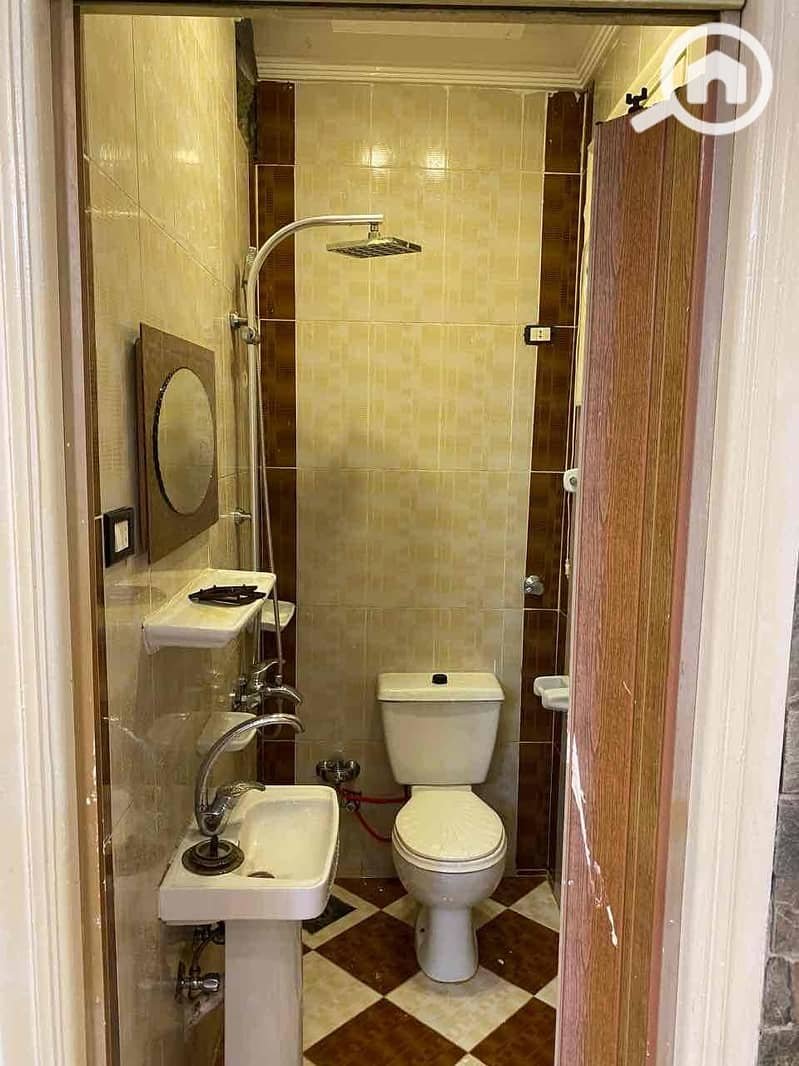 15 4d855f71-cf94-4a15-8bd9-3886c7b7b034. jpg