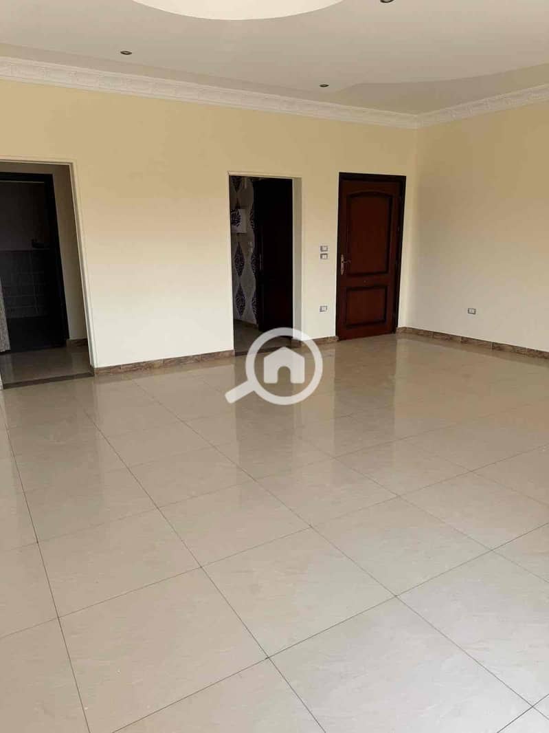 5 a596dac2-187f-46c6-bb03-15bdad6c72c4. jpg