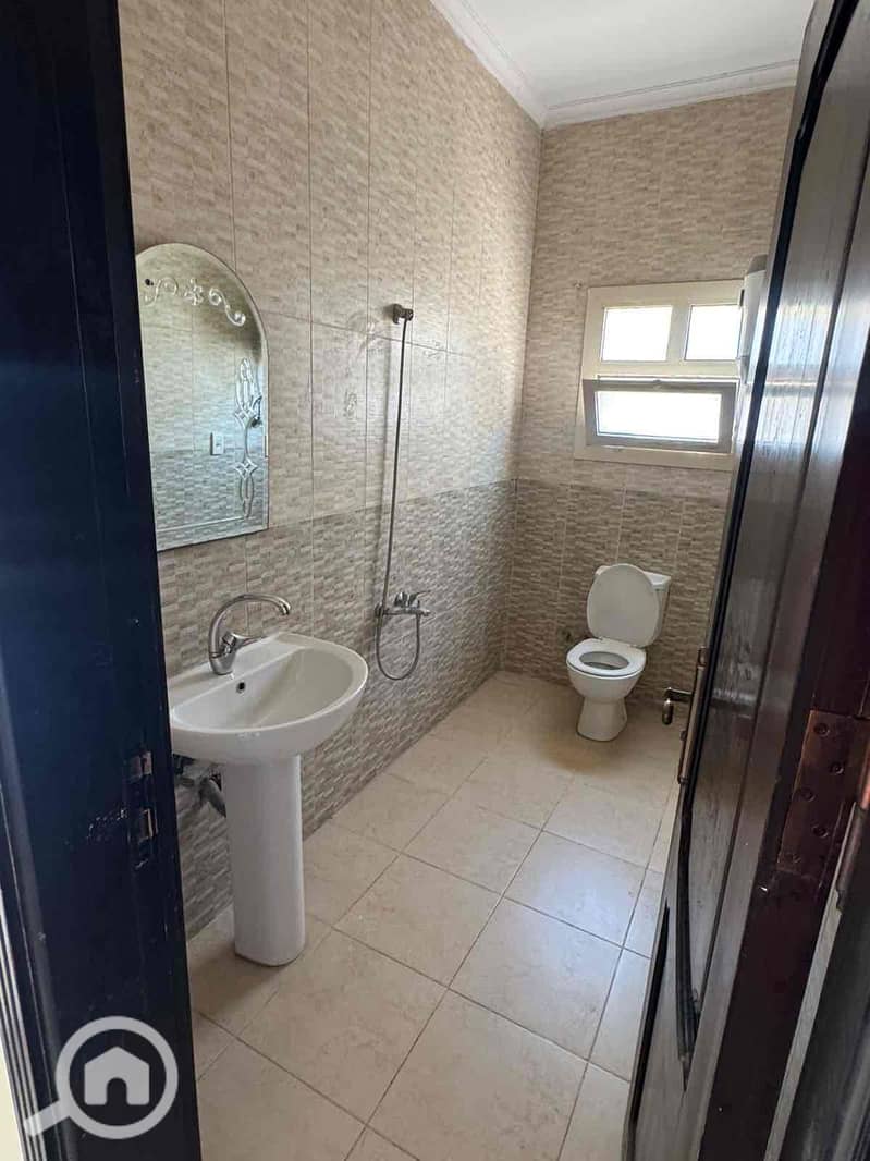 8 3415bb84-aca7-42f4-ac2b-99353e8ec55f. jpg