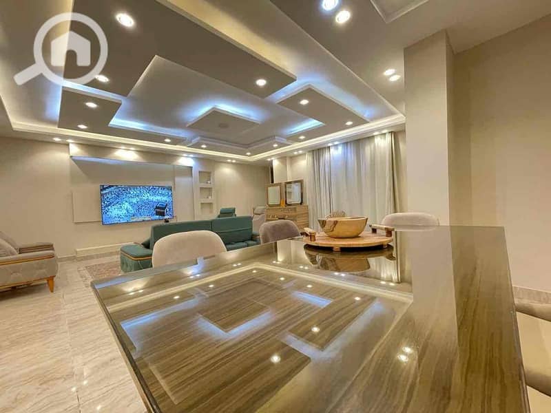 4 f071828b-e61a-498c-9dc1-b6acac643b27. jpg