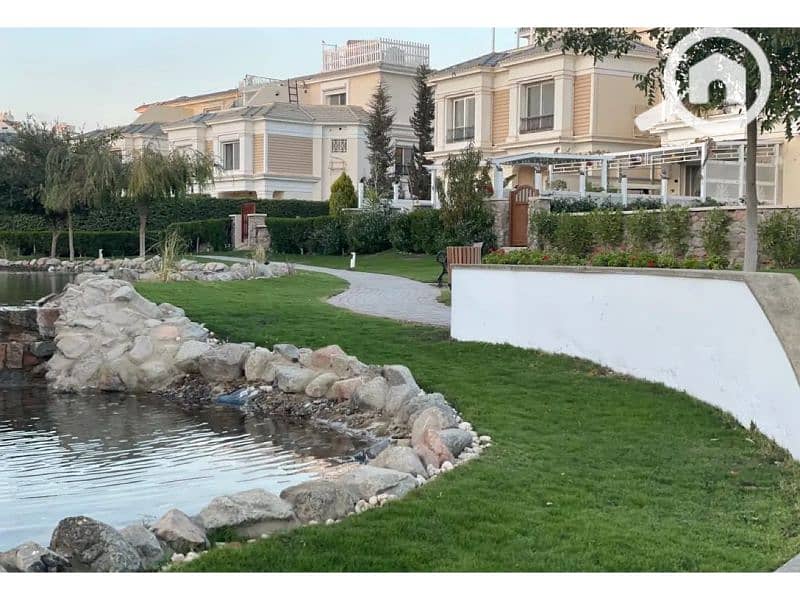 8 7610016-255cfo. jpg