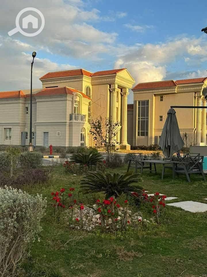 4 530255589_2902109676639687_5846380936681309567_n. jpg