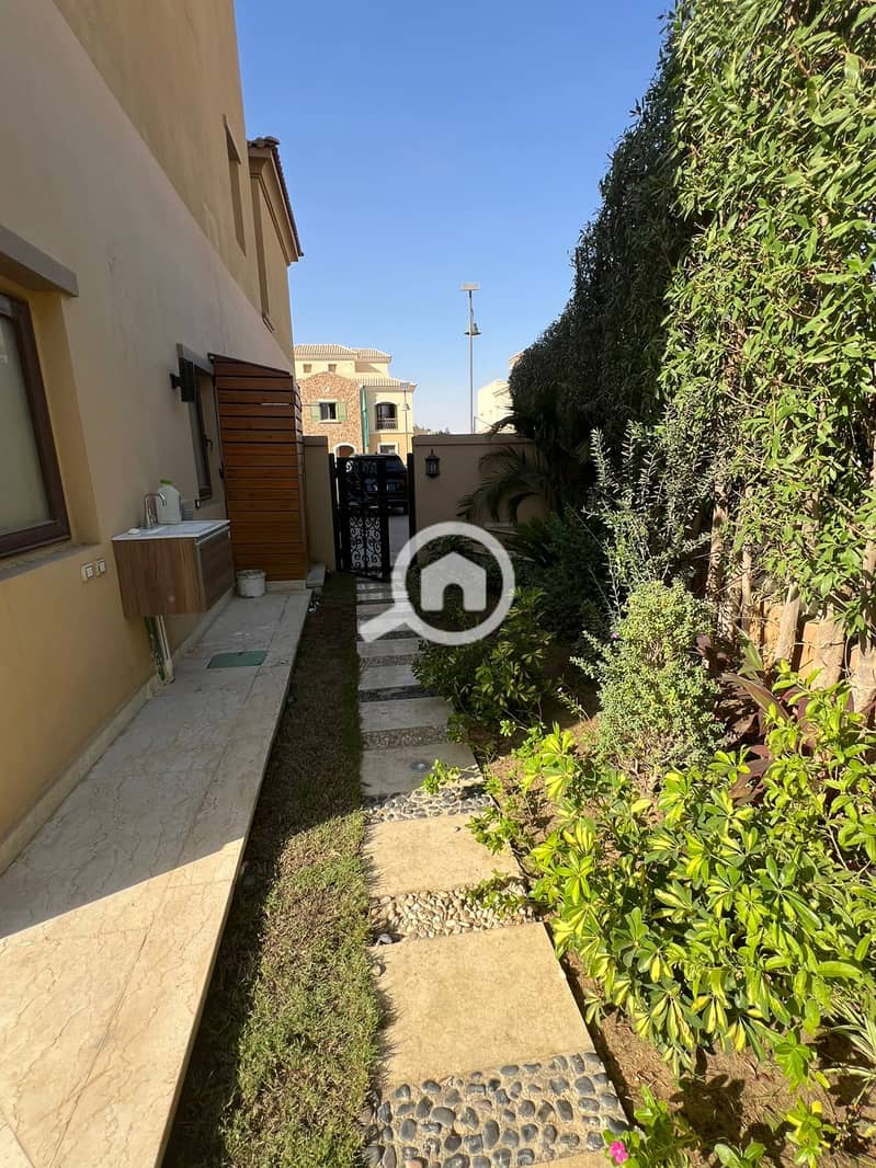 14 94a36e5e-4b9e-461b-b77c-49050d037623. jpg