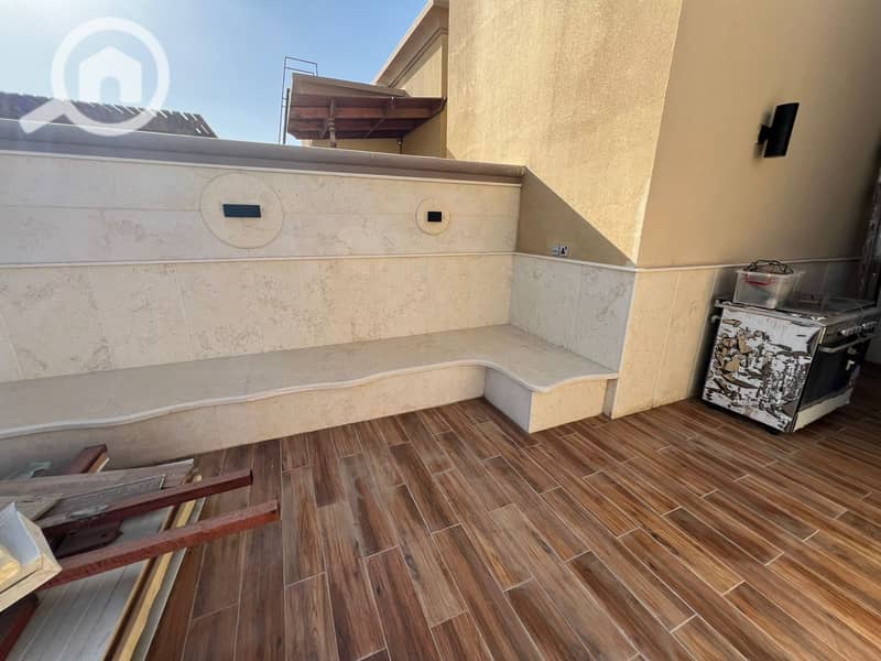 16 269643cc-41b3-40f7-b2f9-4054031efac8. jpg