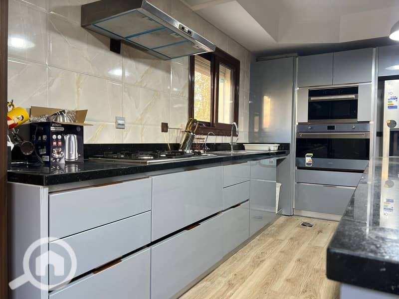 17 58727488-671d-4ac6-be3f-66a6c85dc05e. jpg